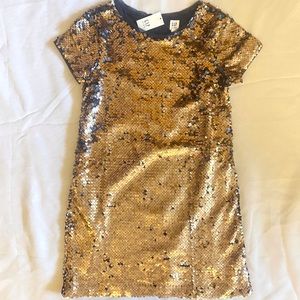 Brand-New GAP Sequin Dress for girls (L)